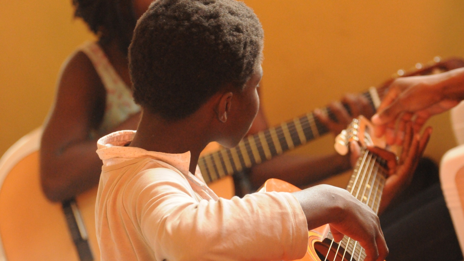 guitar-g849017ea6_1920